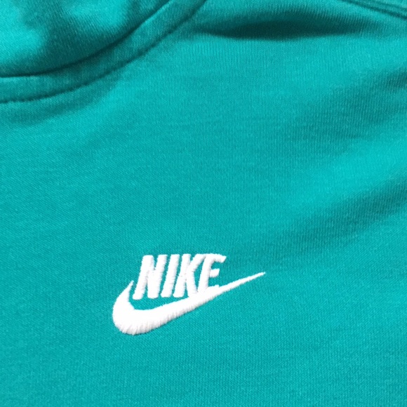women’s blue- green nike sweatshirt(used) - Picture 2 of 5